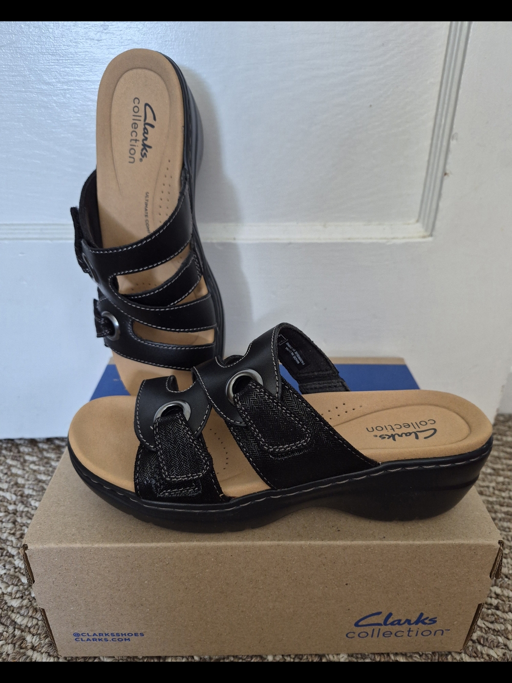 Clarks Collection Women's Black Comfort Slide Sandals